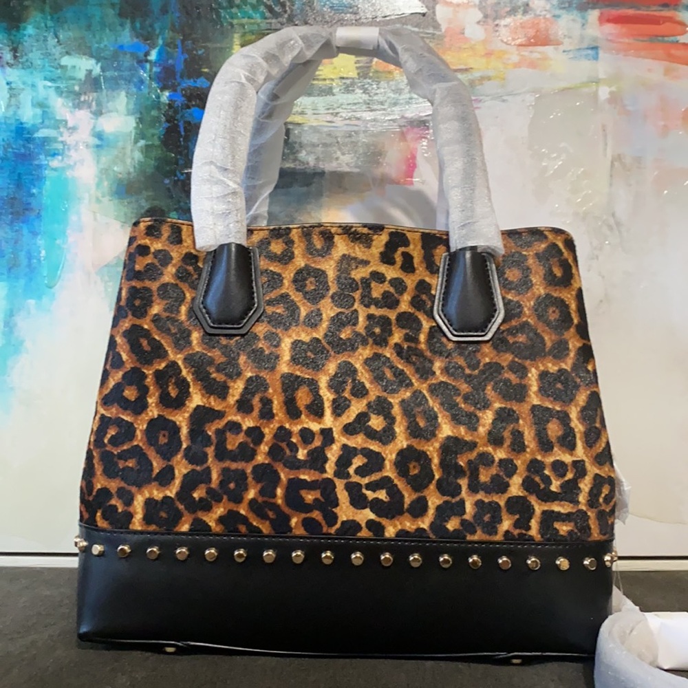 Michael Kors Mercer Gallery Leopard Calf Hair Satchel - Picture 5 of 12